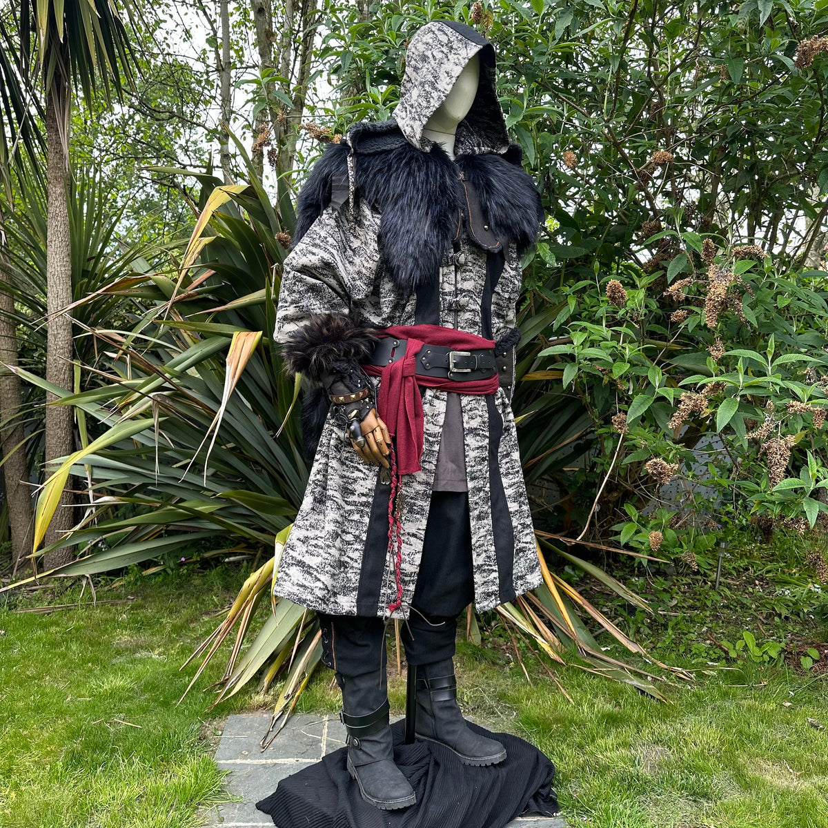 LARP Battle Mage set with grey robe, black hood, and red sash.