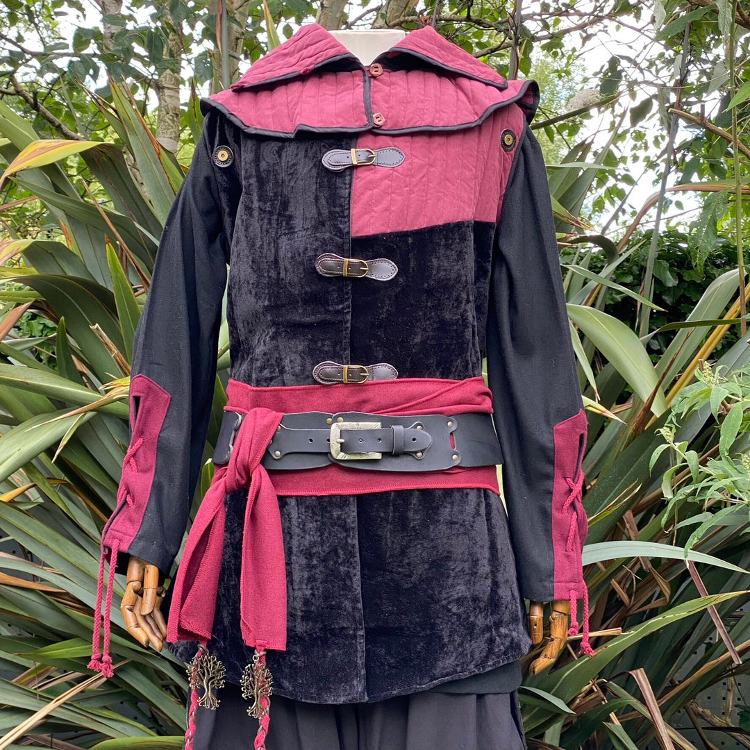 Medieval LARP Costume Set. Gambeson Hood and Jacket with removable sleeves. Outfit for.