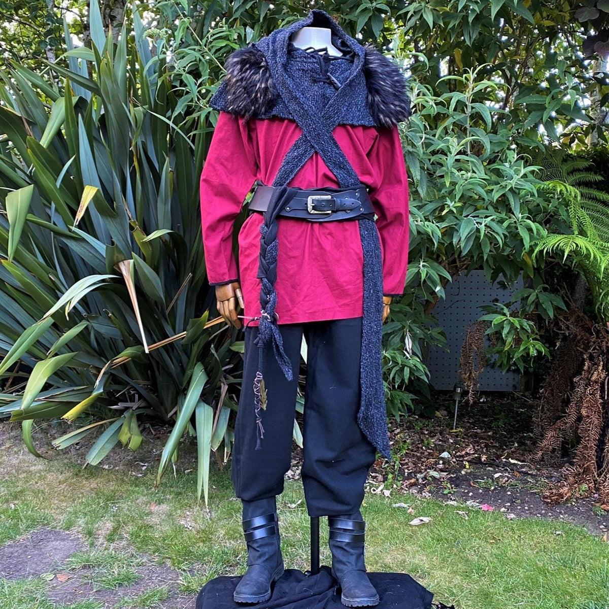 Red and black LARP basic outfit with fur mantle on mannequin.